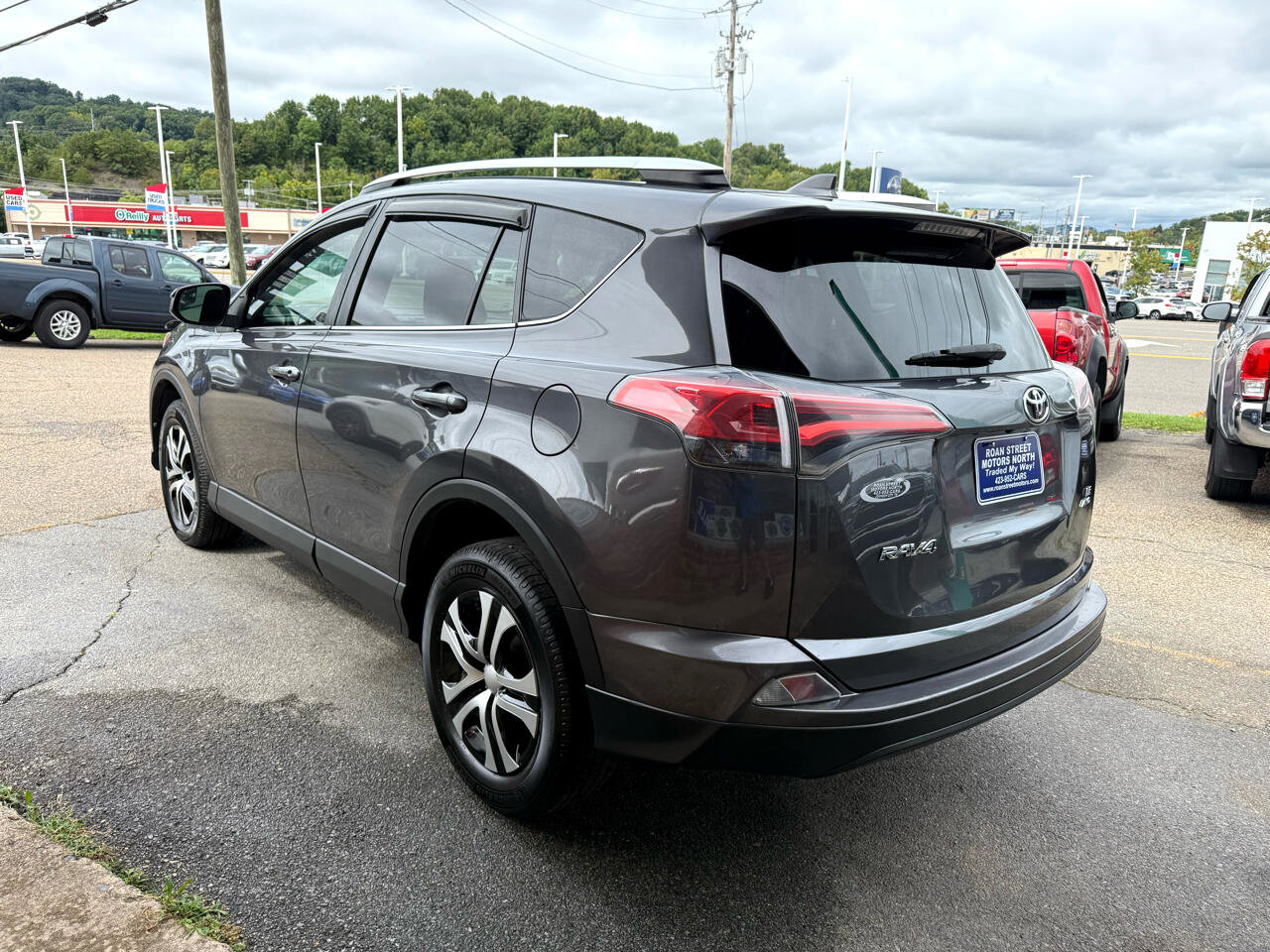 Used 2016 Toyota RAV4 LE image 6