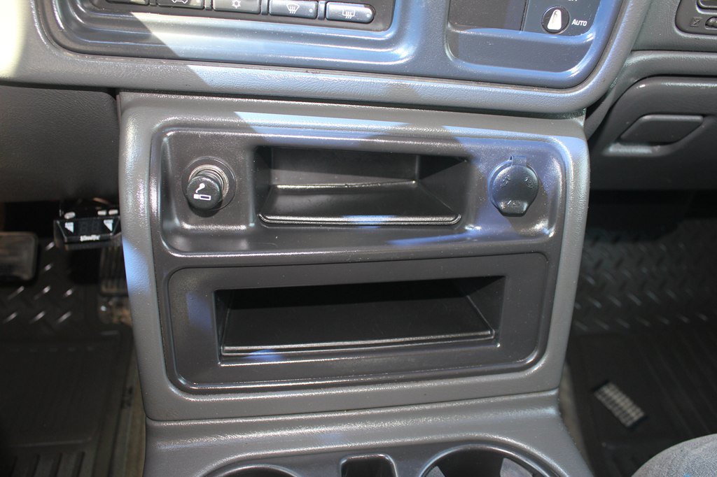Used 2003 Chevrolet Silverado 1500 LS w/ Off-Road Package AWD/4WD image 20