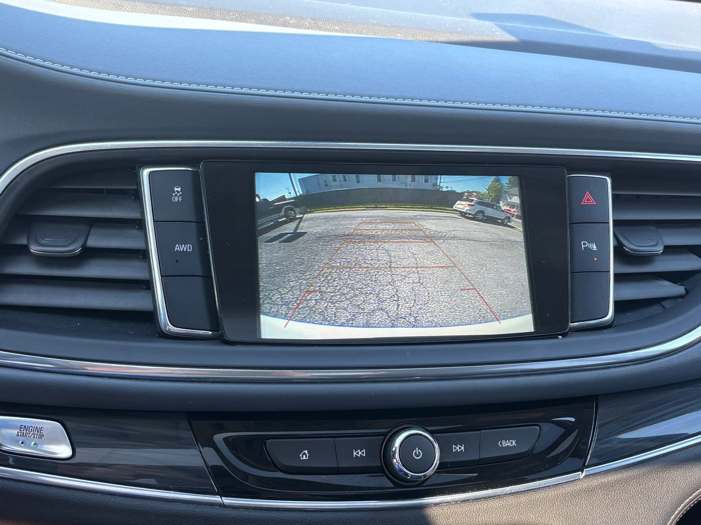 Used 2019 Buick Enclave Essence AWD/4WD image 35