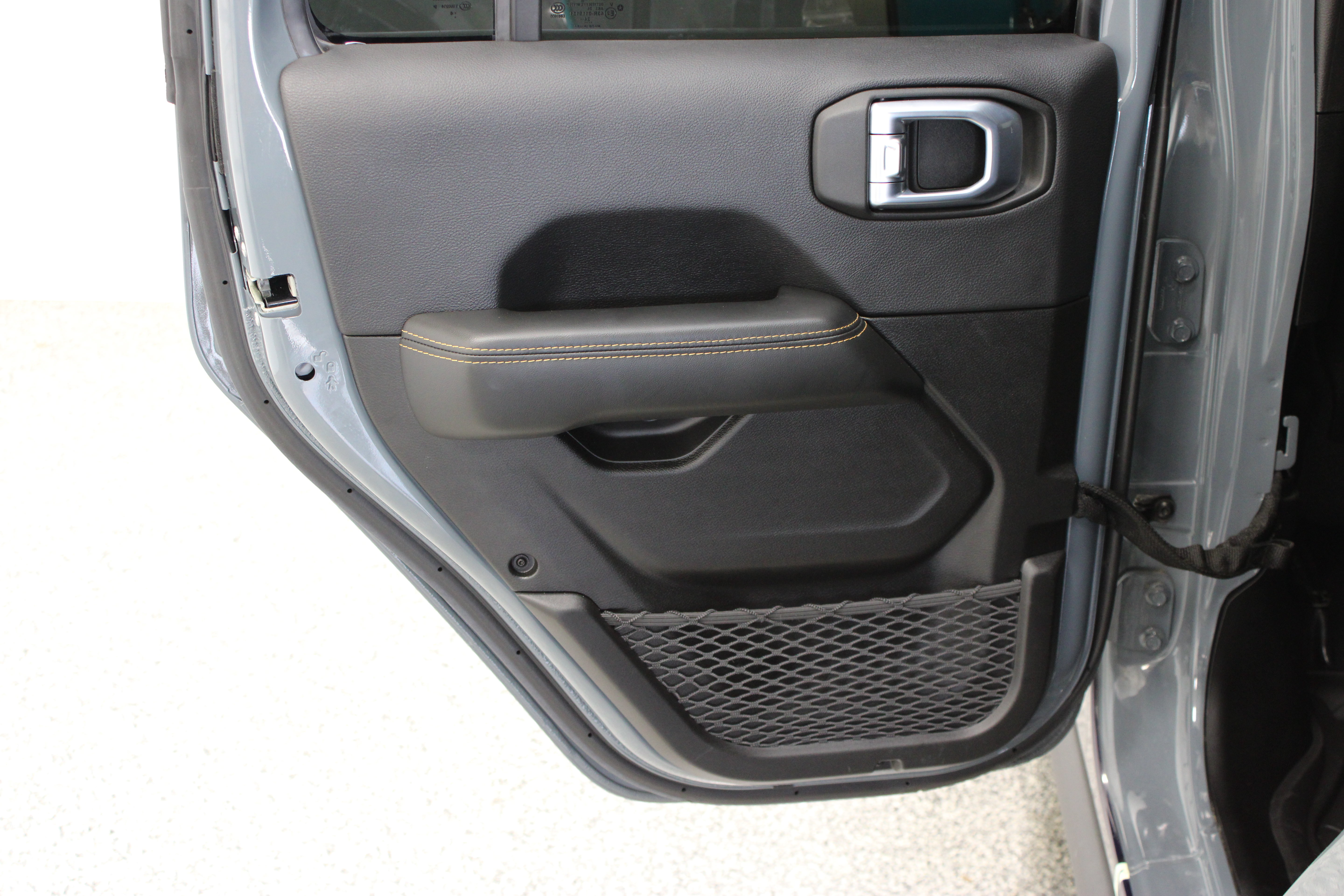 Used 2025 Jeep Gladiator Sport AWD/4WD image 25