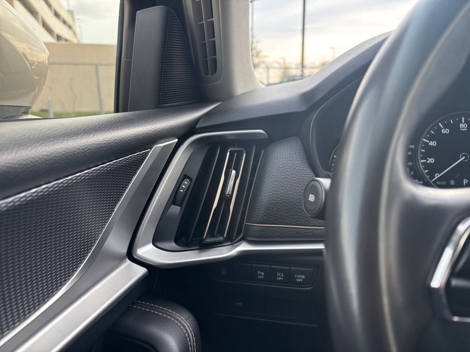 Used 2025 MAZDA CX-90 3.3 Turbo w/ Preferred Package image 32