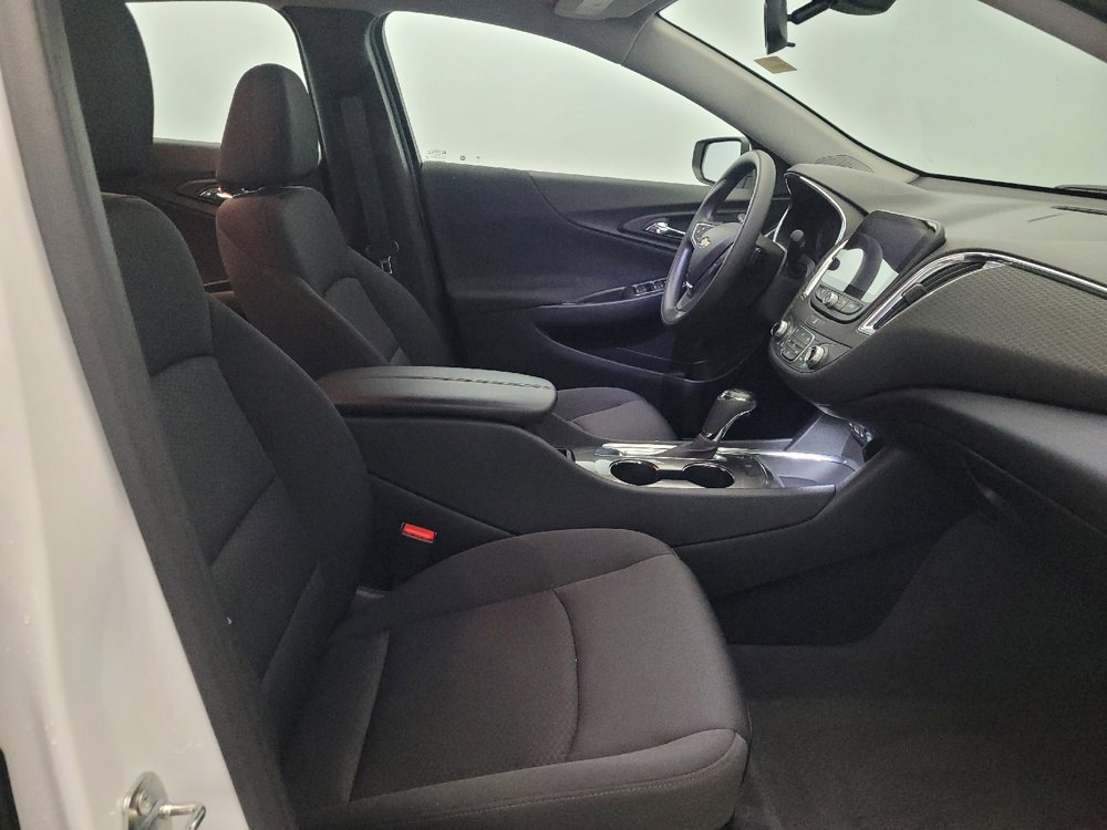 Used 2019 Chevrolet Malibu LT FWD image 21
