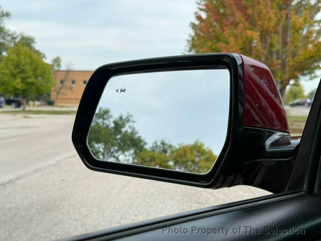 Used 2019 Chevrolet Traverse RS w/ LPO, Floor Liner Package image 38