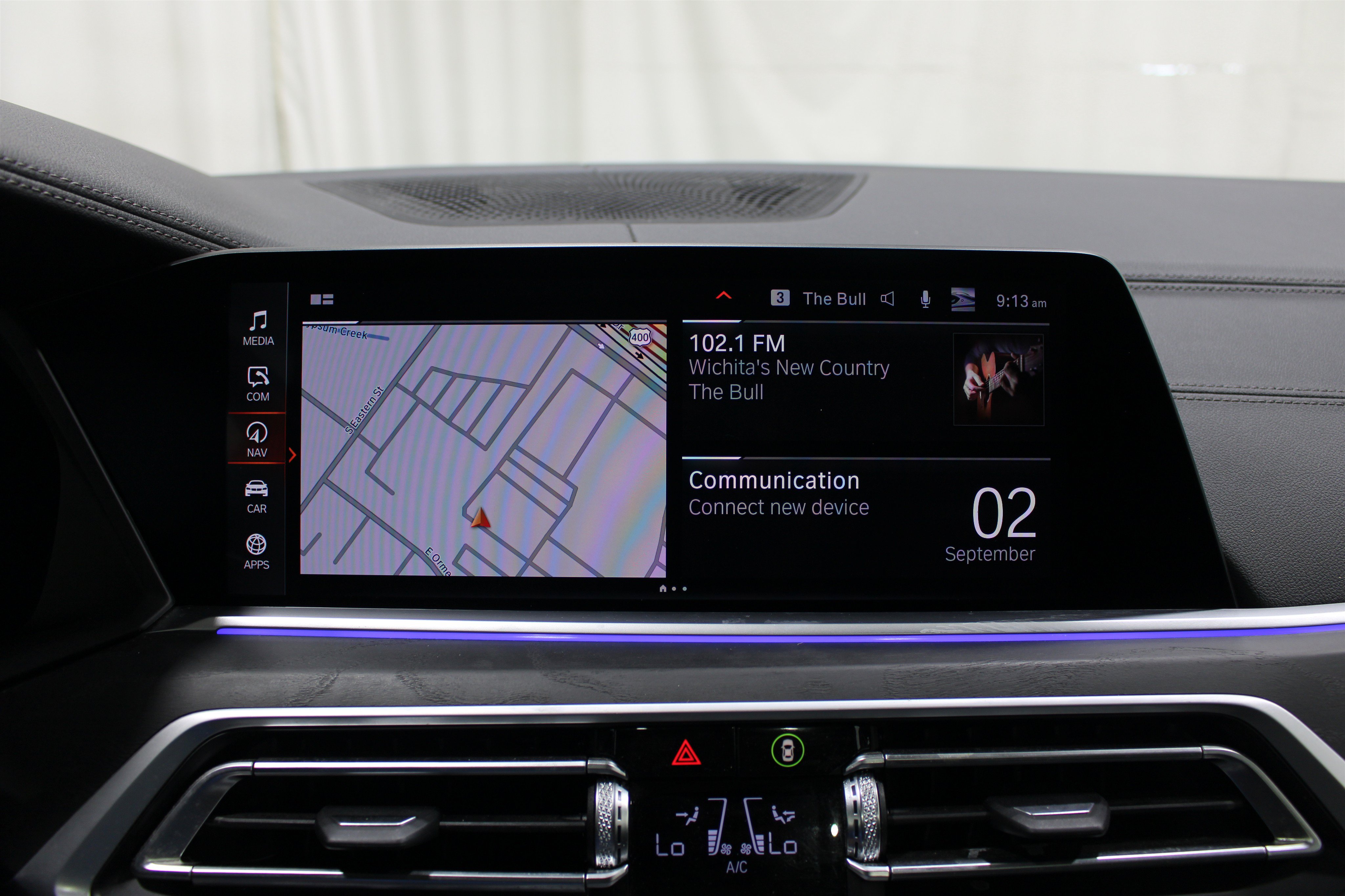 Used 2022 BMW X7 xDrive40i w/ Premium Package AWD/4WD image 16