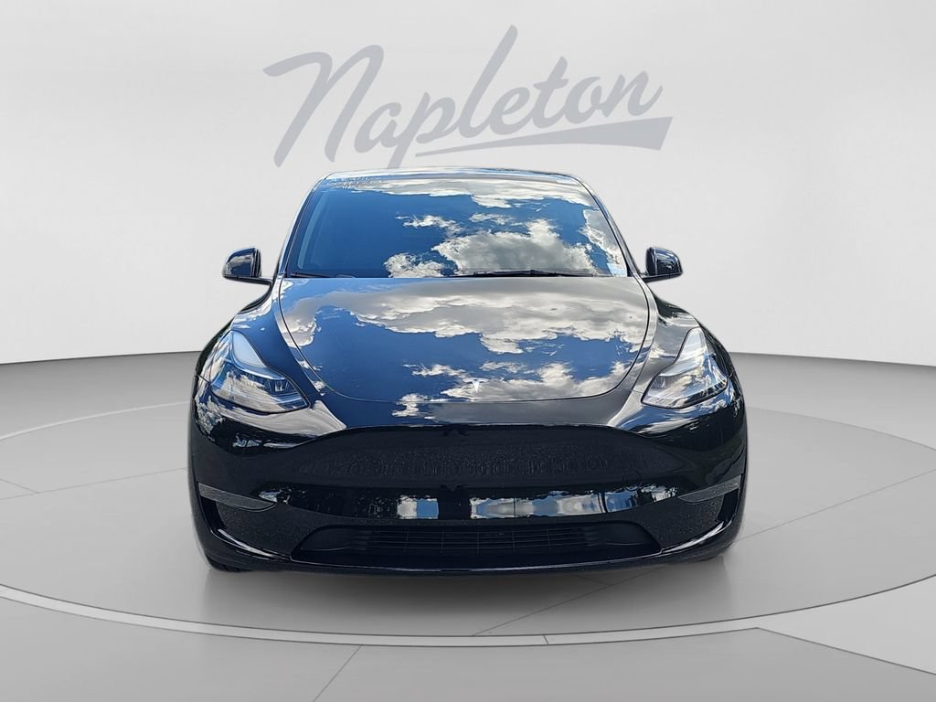 Used 2025 Tesla Model Y Long Range RWD image 9