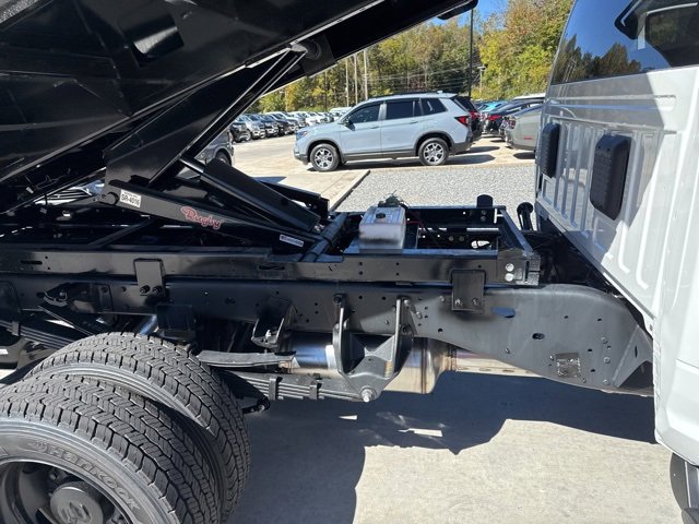 New 2026 RAM 5500 Tradesman image 29