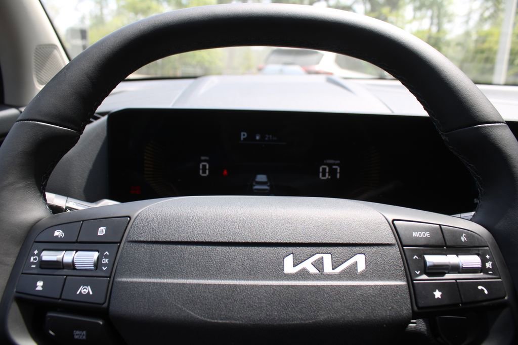 New 2026 Kia Sportage EX image 28