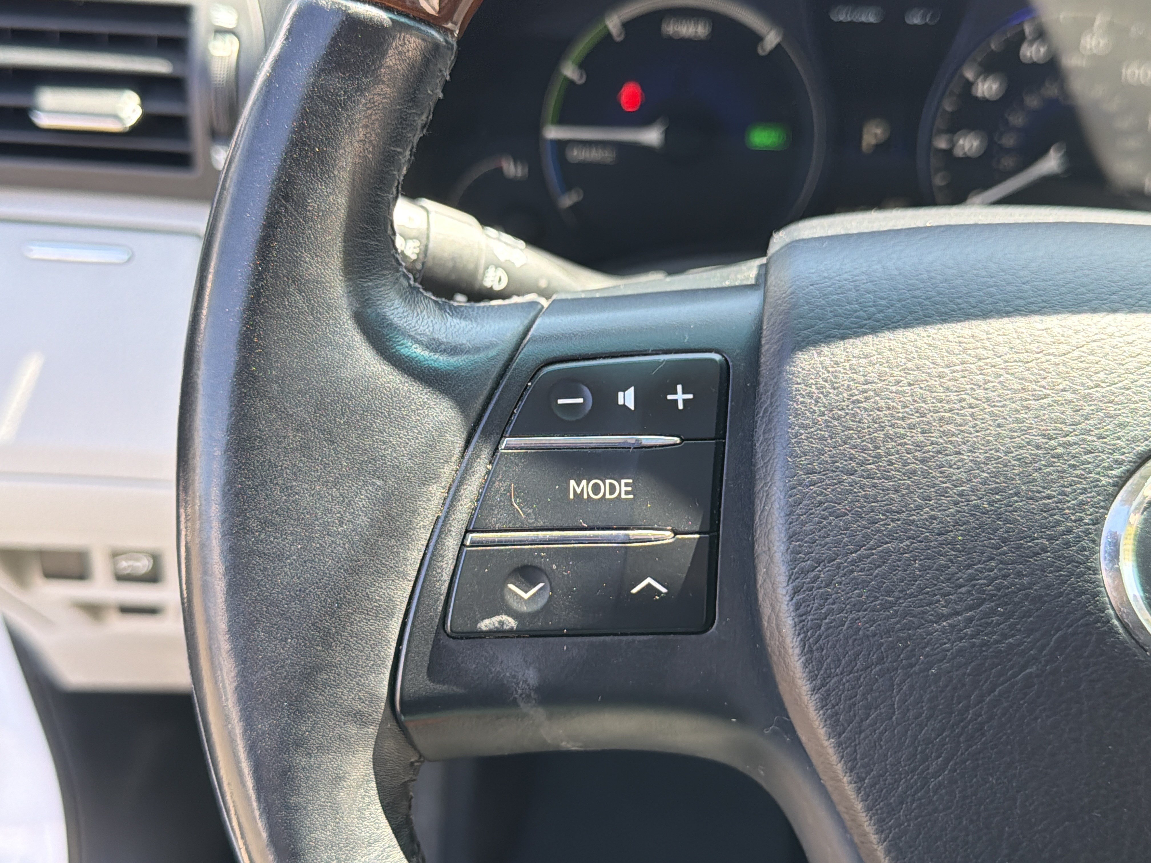 Used 2010 Lexus RX 450h 2WD image 16