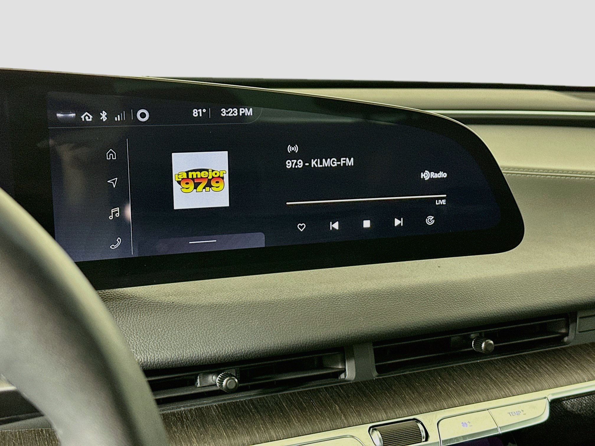 Used 2024 Lucid Air Touring AWD/4WD image 19