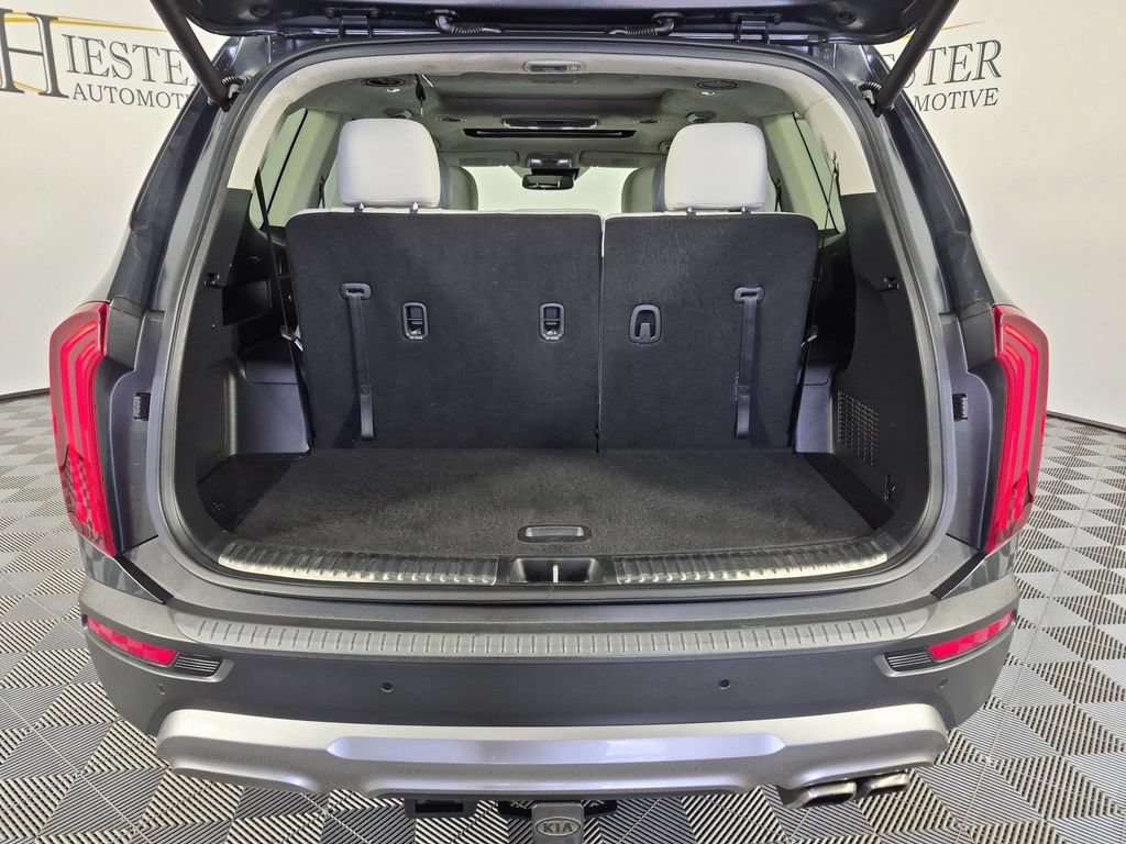 Used 2020 Kia Telluride SX w/ SX Prestige Package AWD/4WD image 37