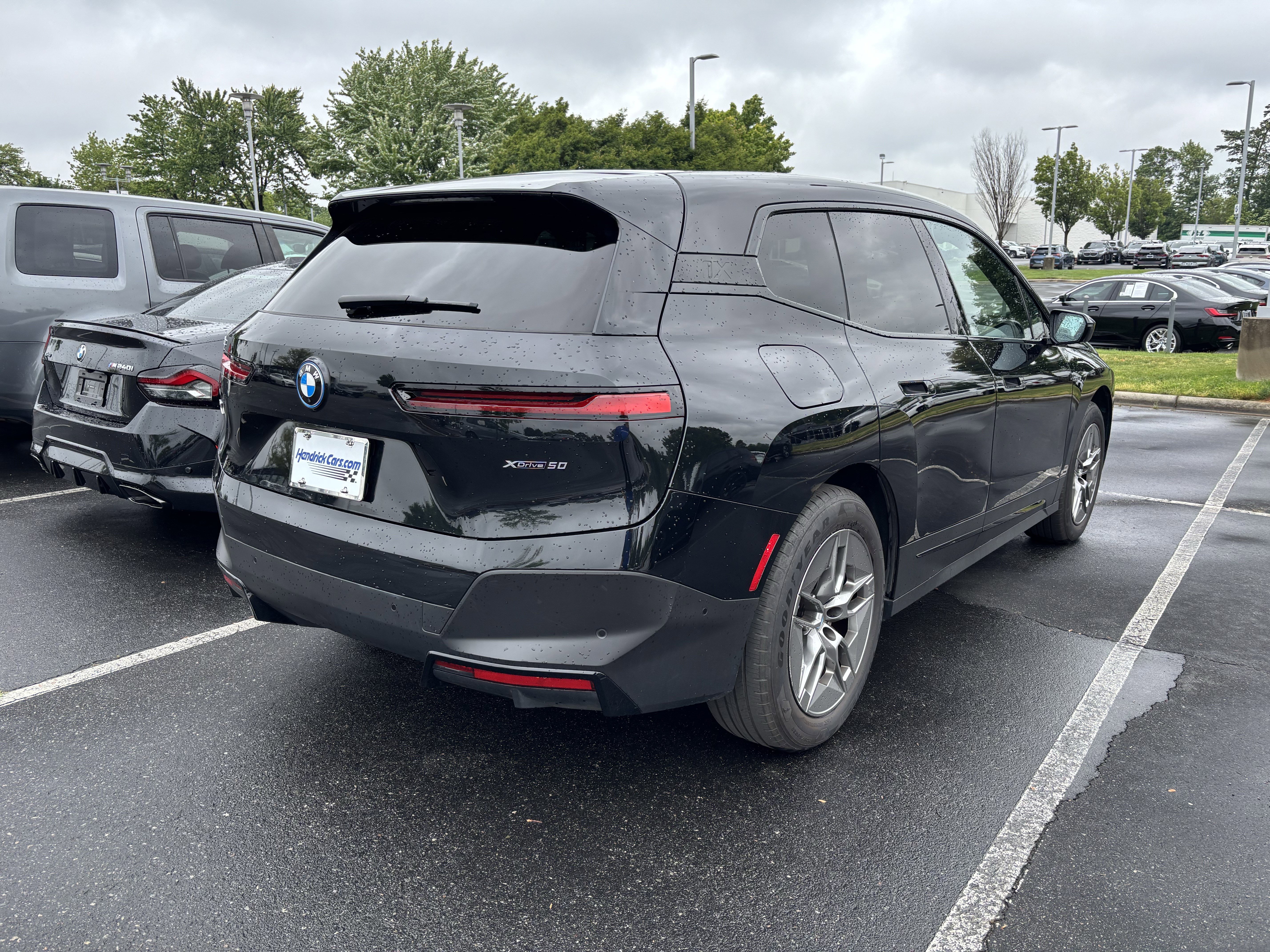 Certified 2023 BMW iX xDrive50 AWD/4WD image 21