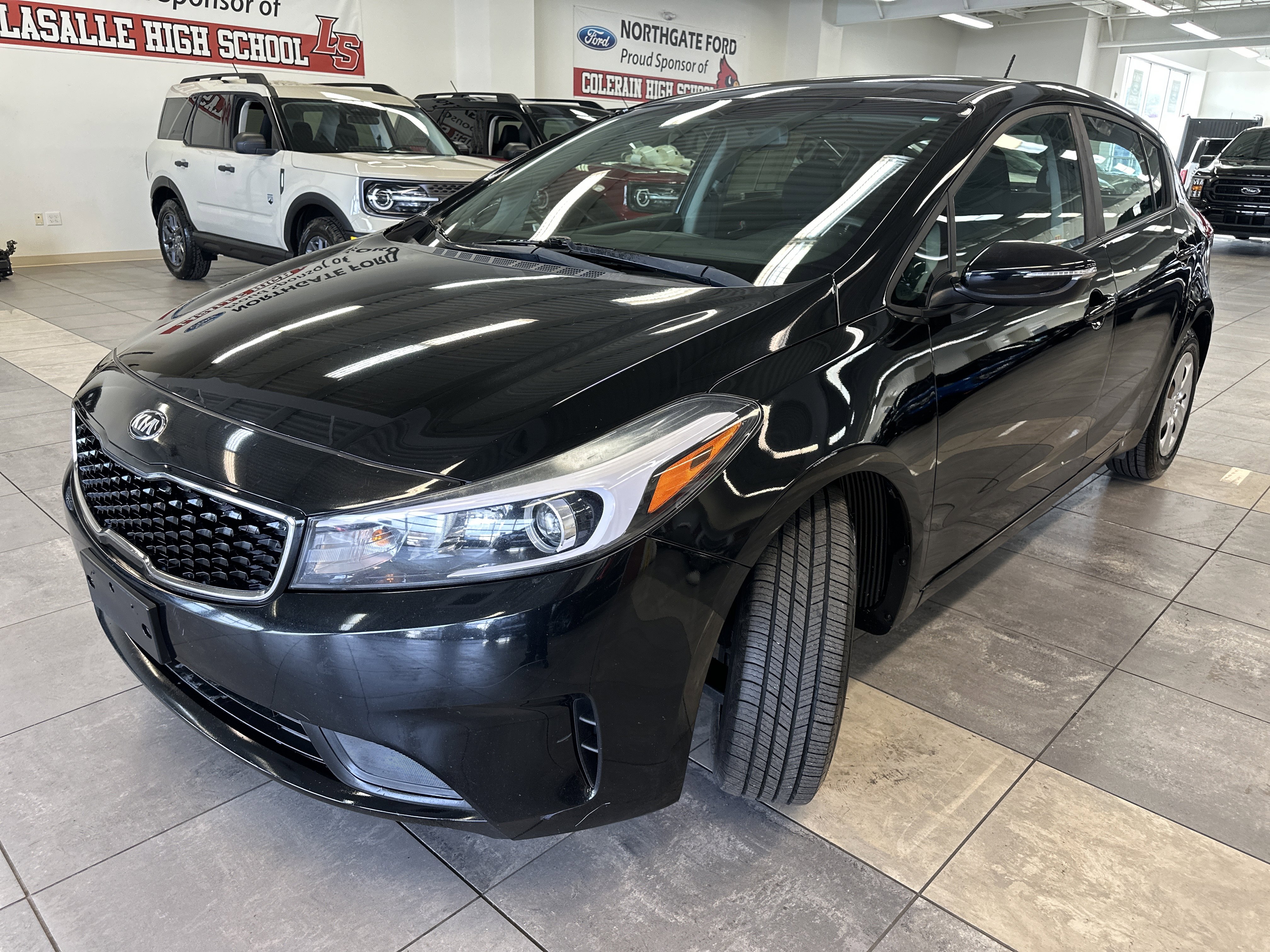 Used 2017 Kia Forte LX image 15