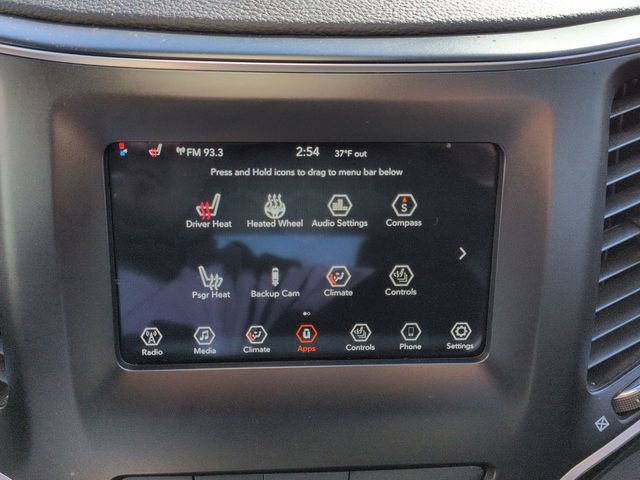 Used 2019 Jeep Cherokee Latitude Plus w/ Cold Weather Group image 15