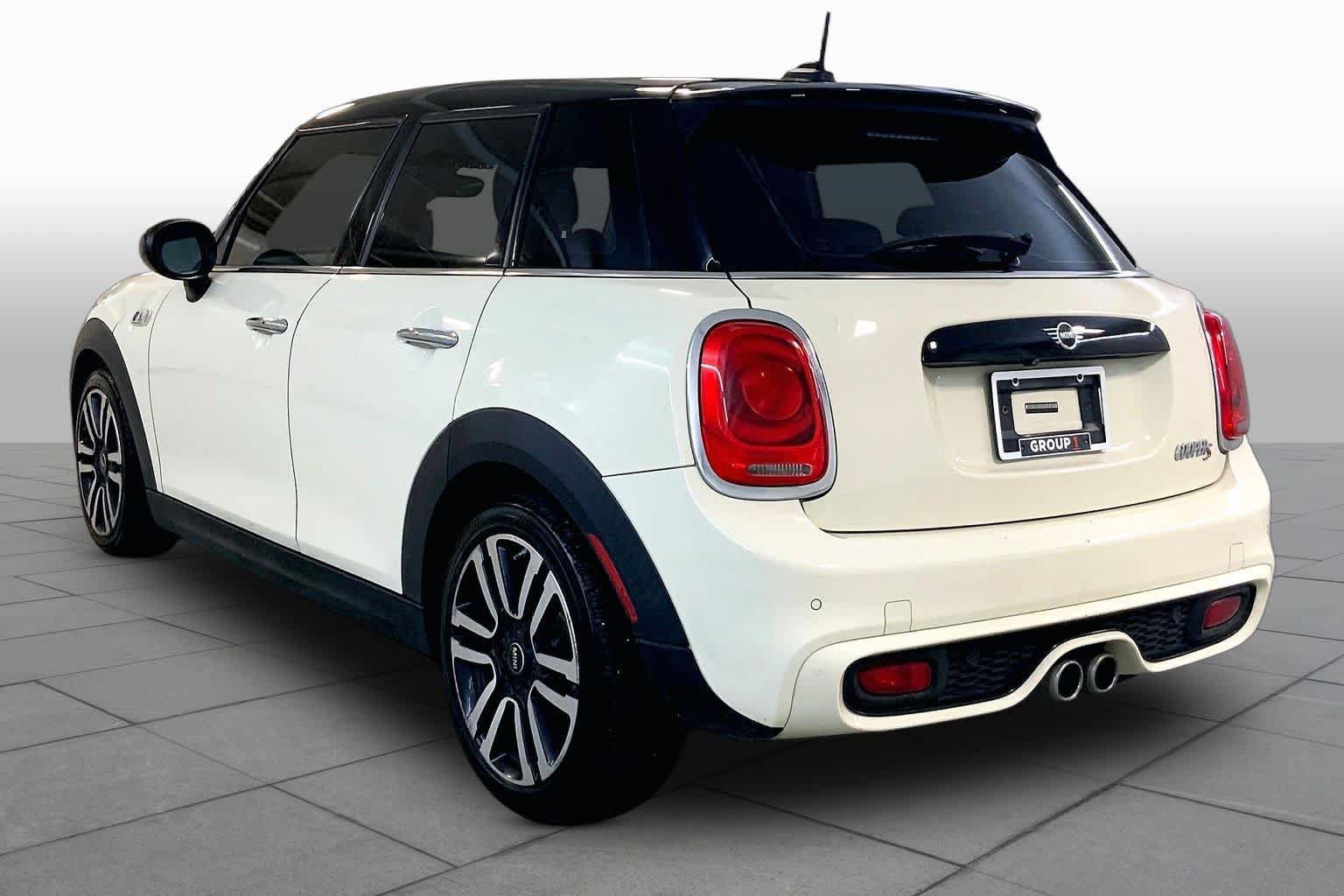 Used 2019 MINI Cooper S w/ Storage Package FWD image 11