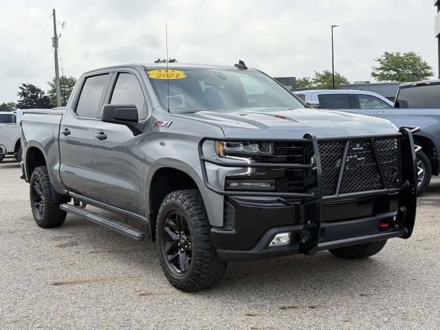 Used 2021 Chevrolet Silverado 1500 LT Trail Boss w/ Bed Protection Package AWD/4WD image 4
