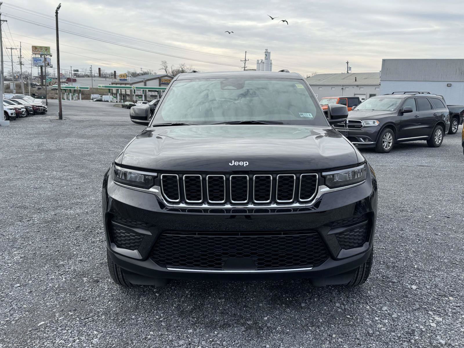 New 2026 Jeep Grand Cherokee Laredo X AWD/4WD image 24