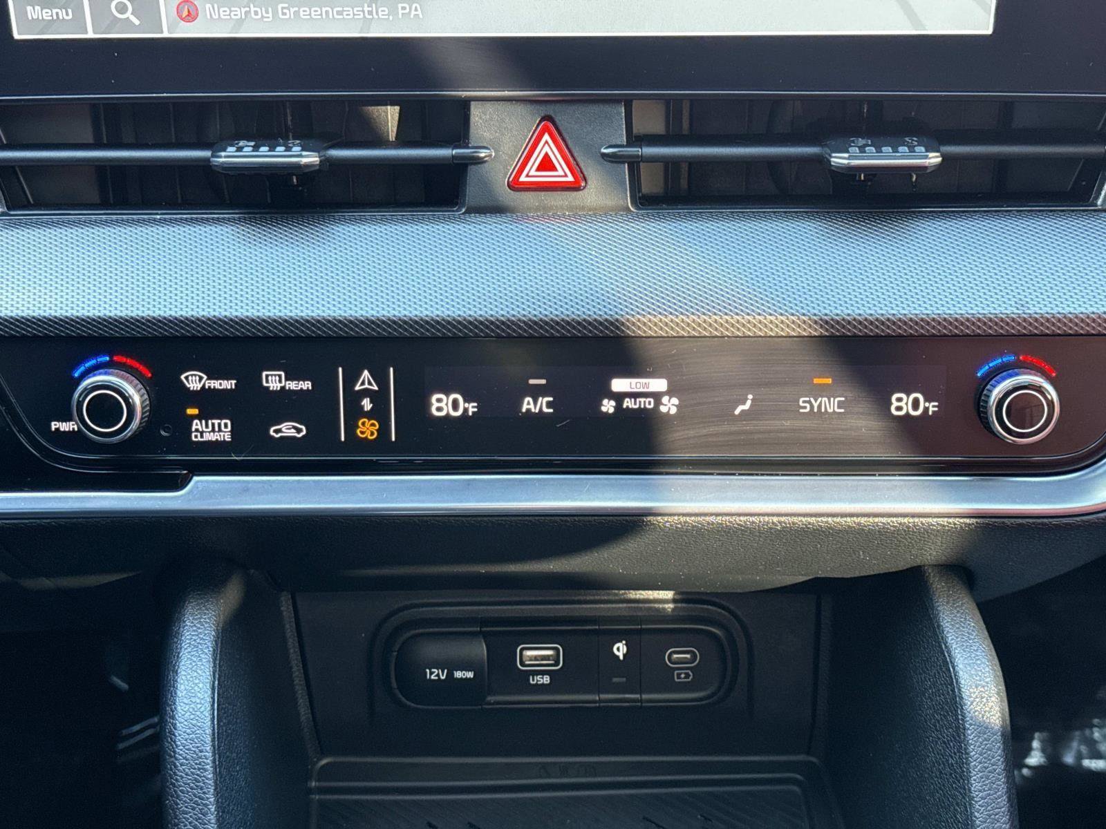 Used 2025 Kia Sportage SX image 6