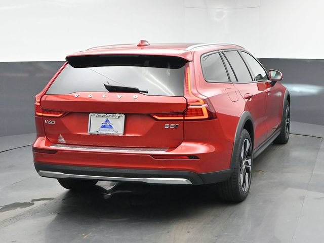 Used 2024 Volvo V60 B5 Cross Country Plus w/ Climate Package AWD/4WD image 8