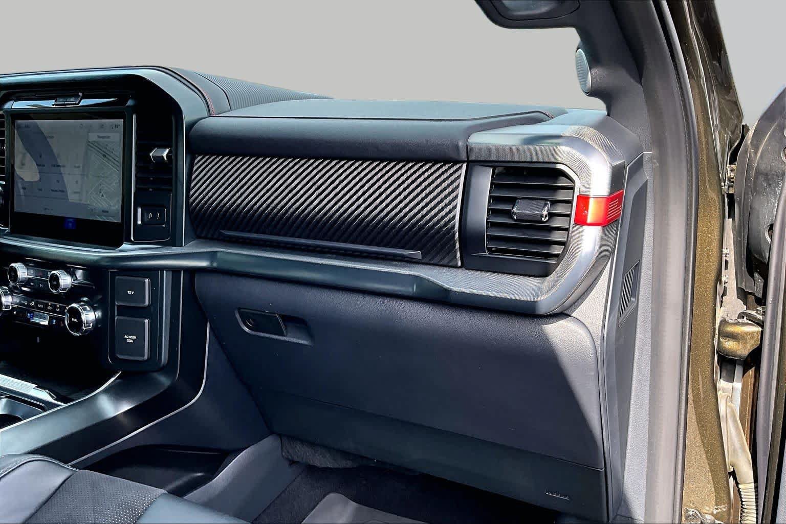 Used 2025 Ford F150 Raptor AWD/4WD image 19
