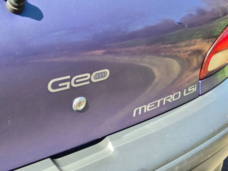 Used 1995 Geo Metro LSi FWD image 23