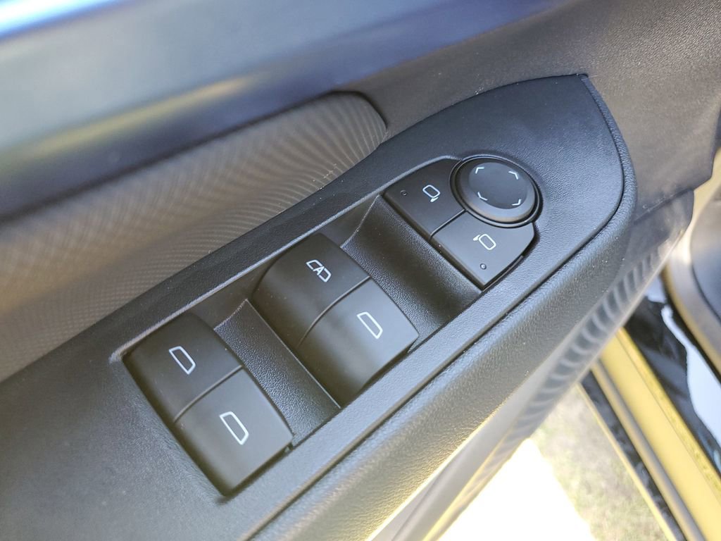 Used 2026 Chevrolet Equinox EV LT image 20