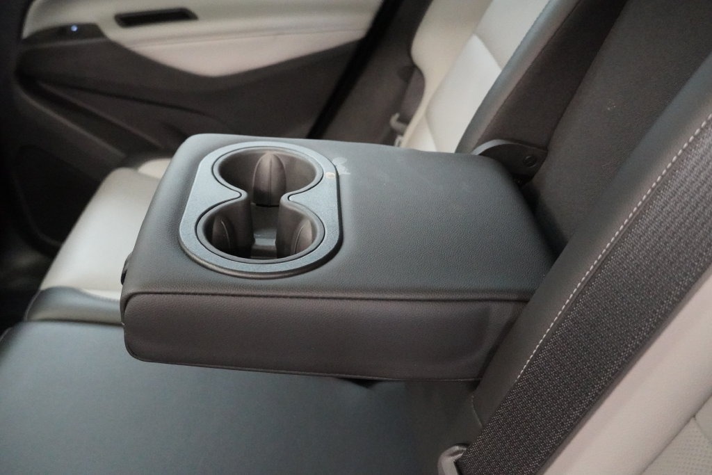 Used 2020 Chevrolet Equinox Premier AWD/4WD image 31