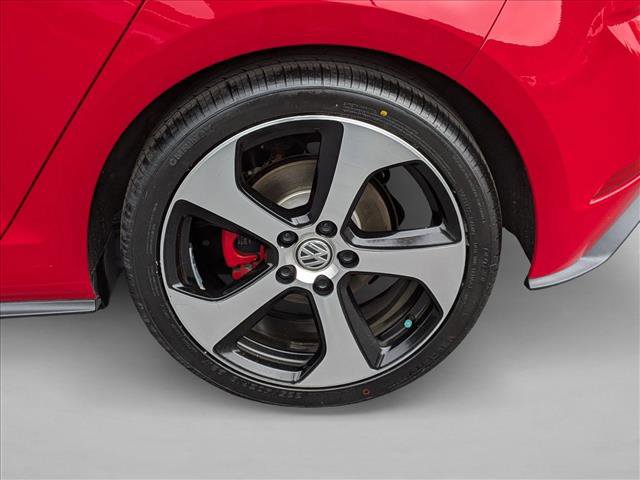 Used 2018 Volkswagen GTI SE image 23