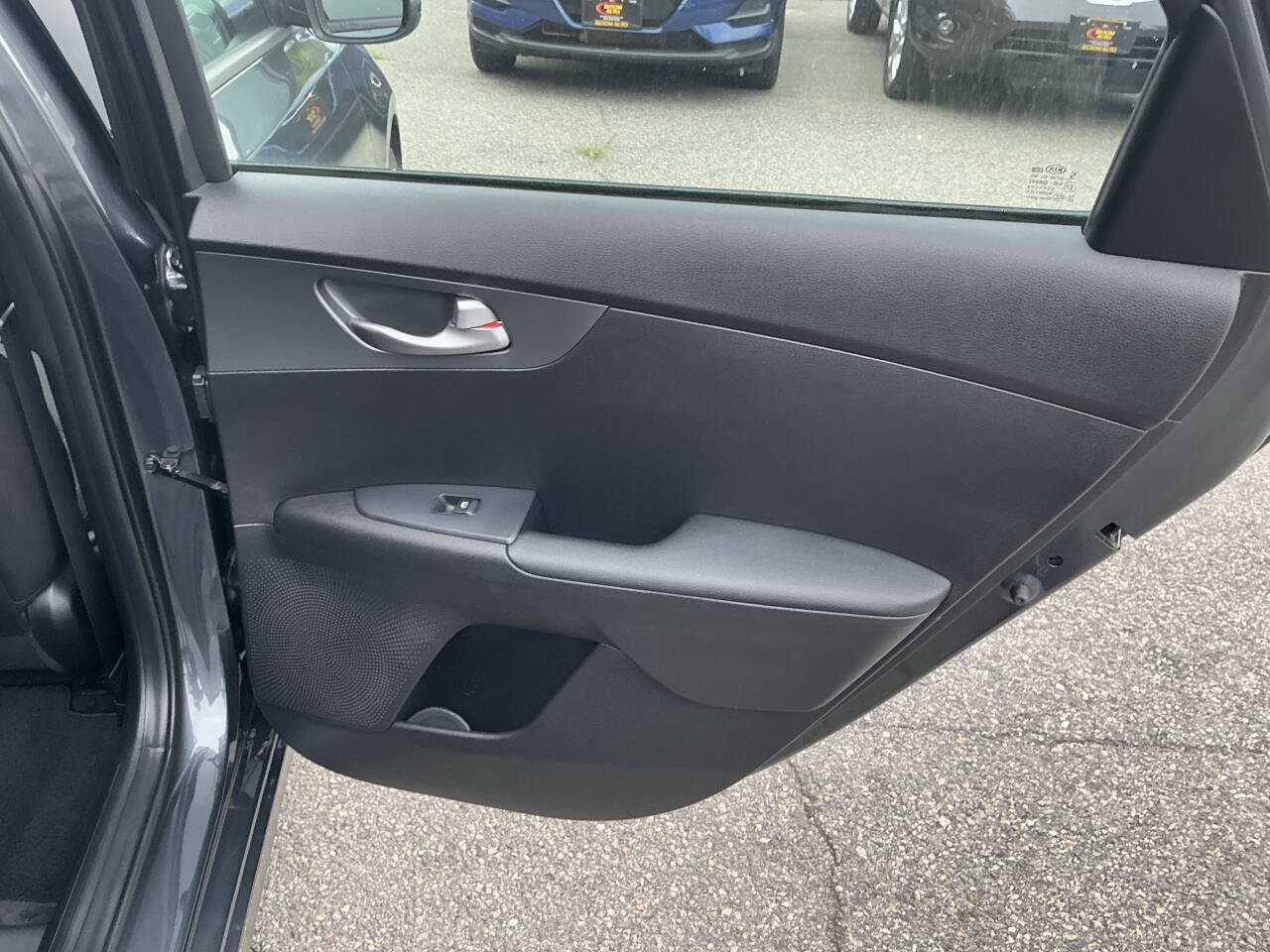 Used 2021 Kia Forte LXS FWD image 32