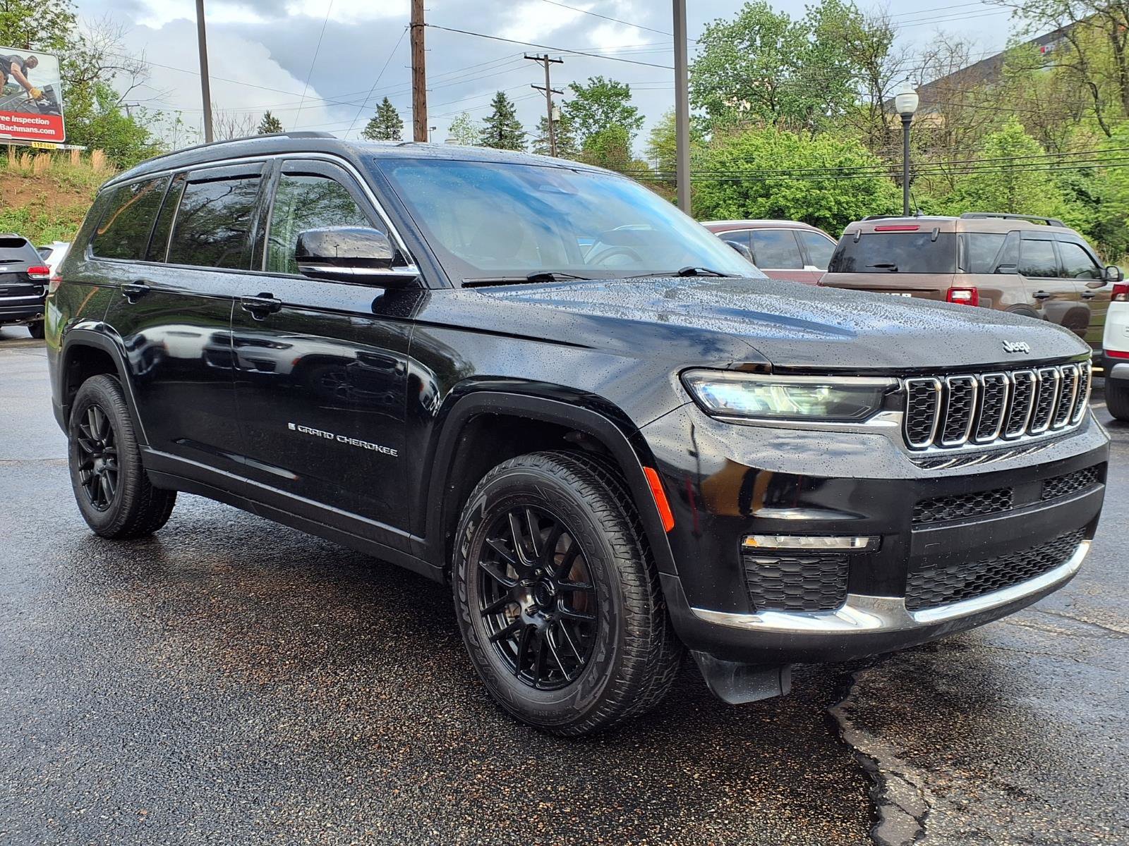 Used 2021 Jeep Grand Cherokee L Limited AWD/4WD image 3