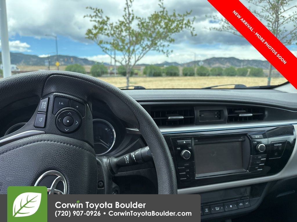 Used 2014 Toyota Corolla LE FWD image 8
