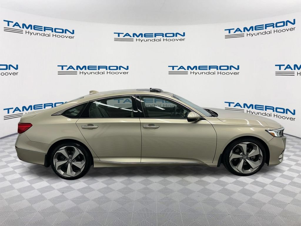 Used 2018 Honda Accord Touring image 6