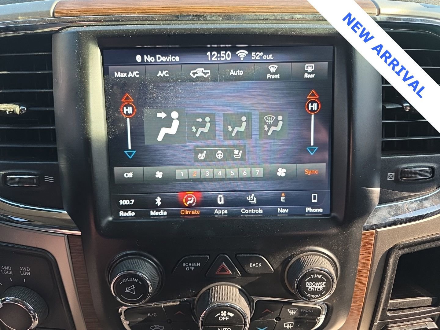 Used 2018 RAM 3500 Laramie w/ Convenience Group image 19