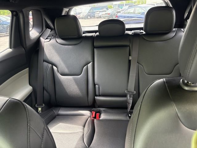 New 2025 Jeep Compass Limited image 32