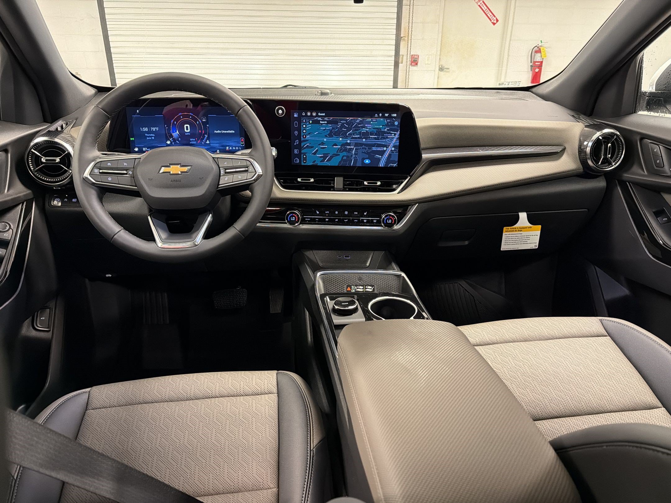 New 2026 Chevrolet Equinox LT w/ Convenience Package II FWD image 16