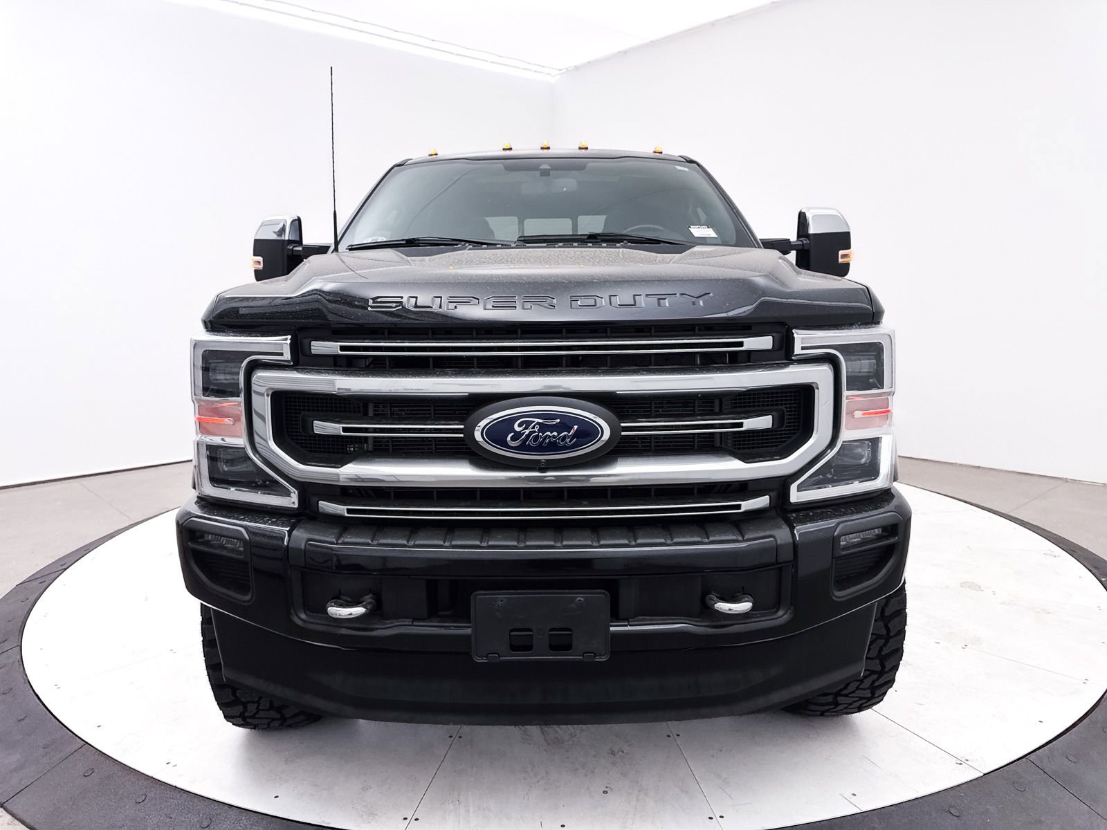 Used 2022 Ford F350 Platinum image 15