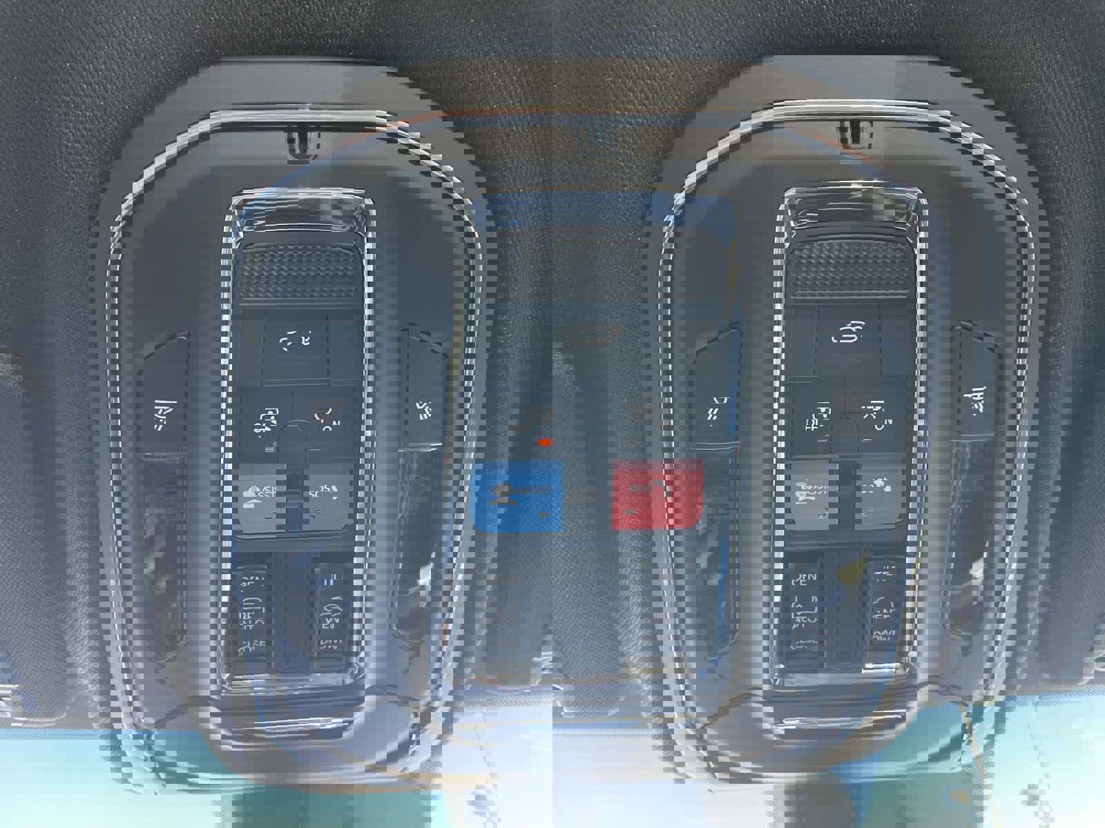 Used 2024 Jeep Grand Cherokee Altitude image 8