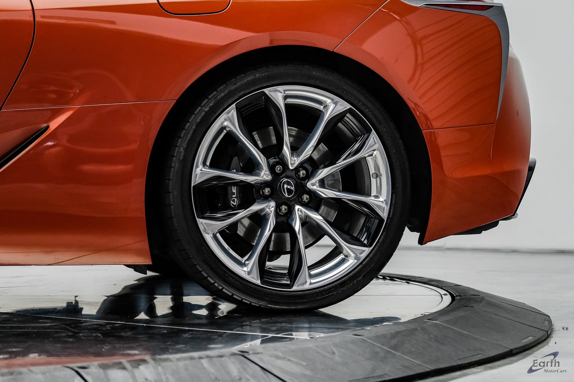 Used 2021 Lexus LC 500 Coupe w/ Performance Package RWD image 93