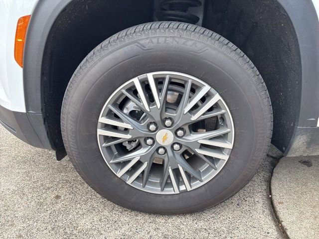 New 2026 Chevrolet Traverse LT w/ Driver Confidence Package image 11