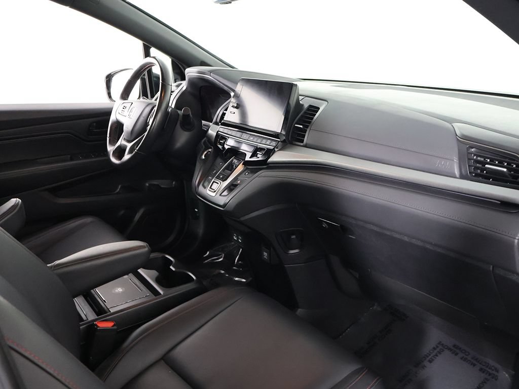 Used 2025 Honda Odyssey Sport-L image 29