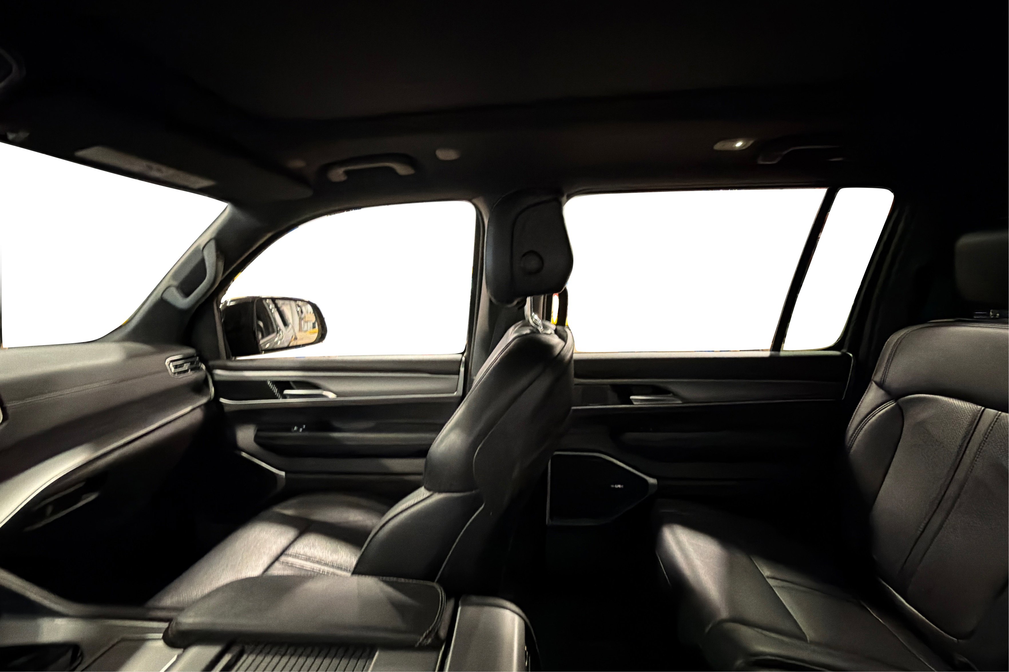 Used 2024 Jeep Wagoneer Series II AWD/4WD image 45