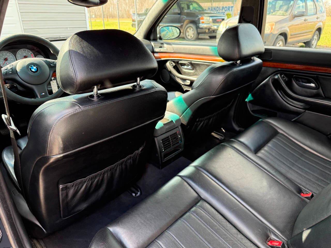 Used 2001 BMW M5 image 37