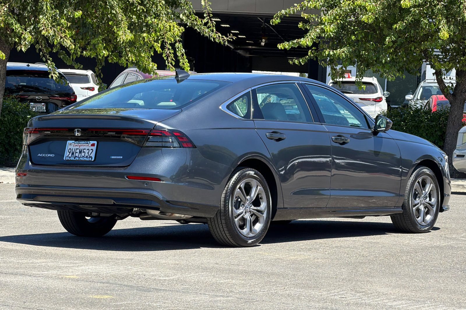 Used 2025 Honda Accord EX-L image 4