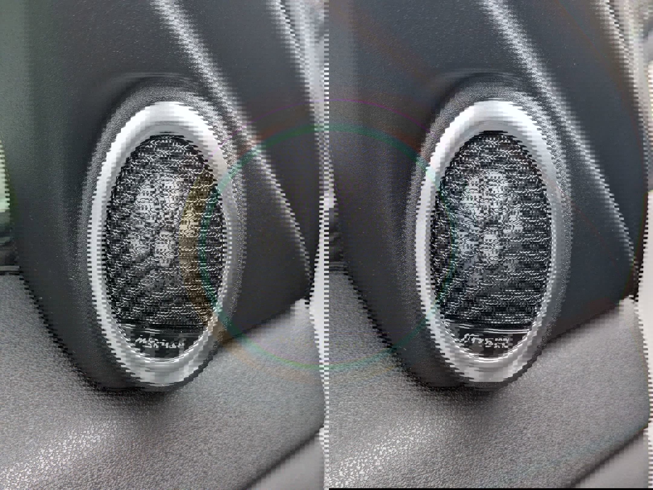 Certified 2024 Land Rover Range Rover Evoque Dynamic SE image 22