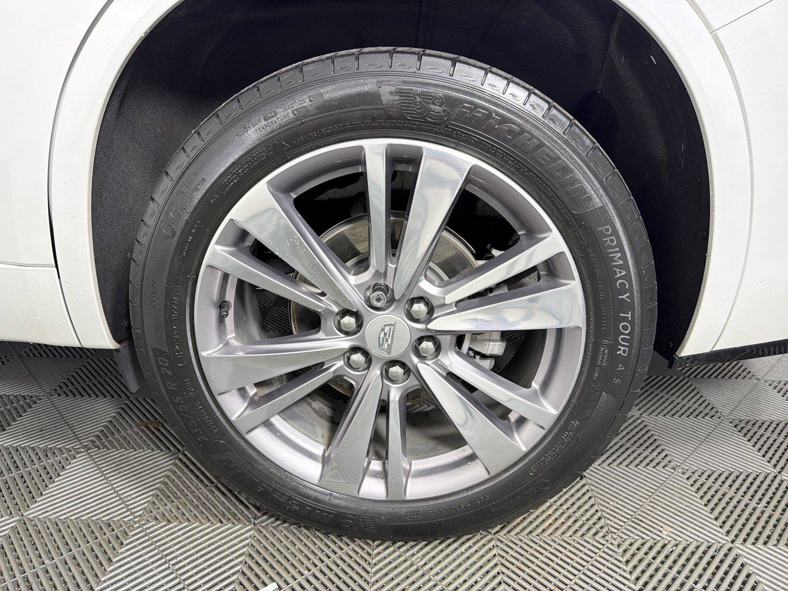 Used 2023 Cadillac XT6 Premium Luxury FWD image 21
