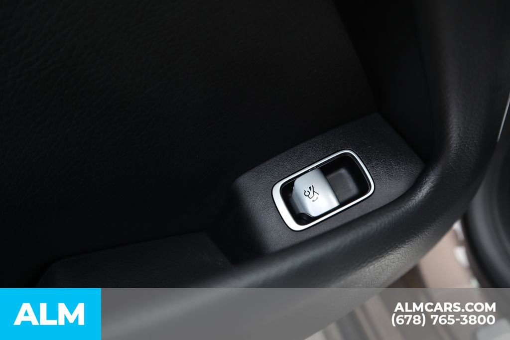 Used 2023 Mercedes-Benz EQS AMG 4MATIC w/ Trim Level Package image 17