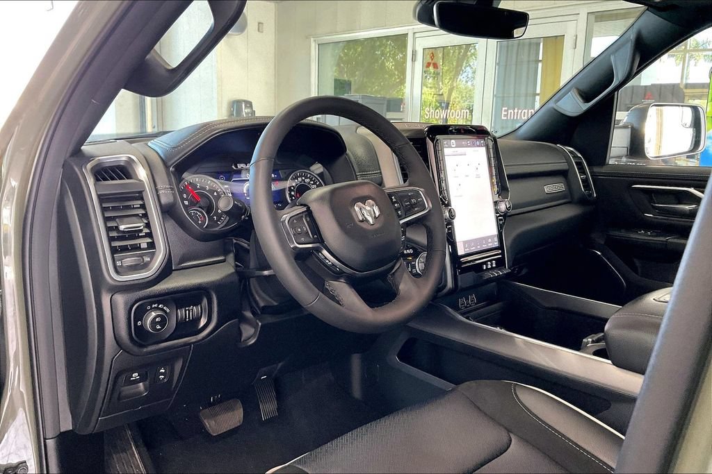 Used 2026 RAM 1500 Laramie AWD/4WD image 4
