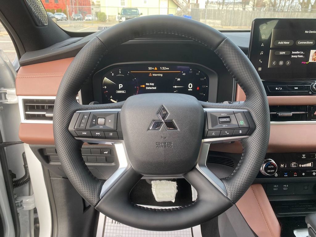 New 2026 Mitsubishi Outlander SEL FWD image 15