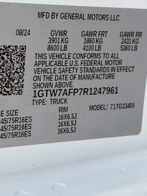 Used 2024 GMC Savana 2500 Work Van w/ Driver Convenience Package image 31