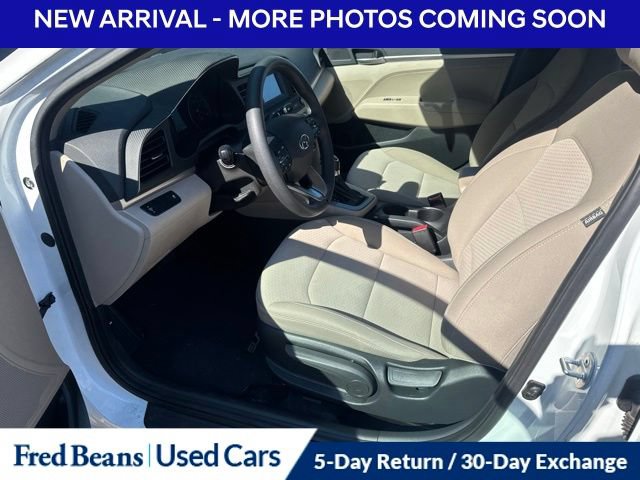 Used 2019 Hyundai Elantra SE FWD image 11