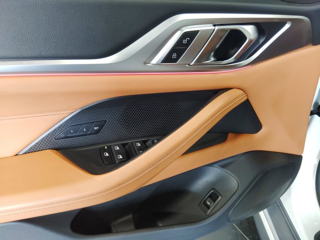 Used 2023 BMW i4 eDrive40 w/ Premium Package image 31